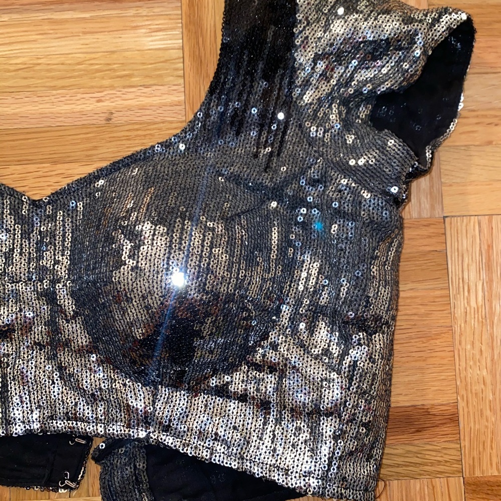 Custom silver sequin crop top padded costume XS/S - Picture 3 of 5